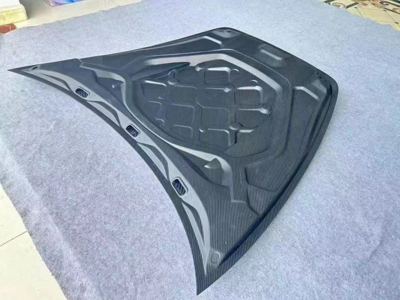 High Quality M Dry Carbon Fiber Engine Cover for  Panamera 971 2017-2023 Engine Cover
